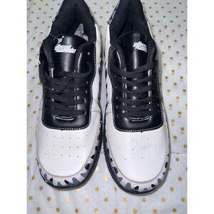Men’s Black & White Drip Checkered Sneakers With Lace-Up Closure & Rubber Sole 9